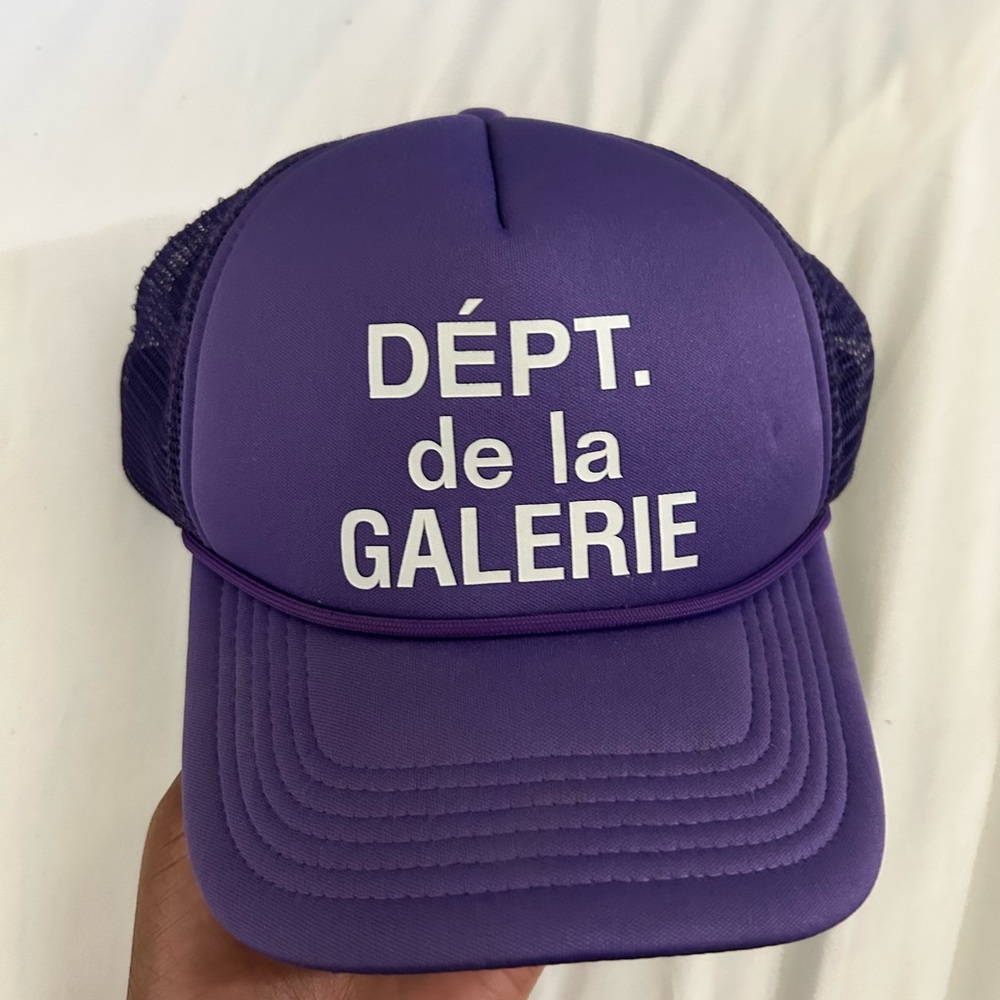 GALLERY DEPT. Purple hat